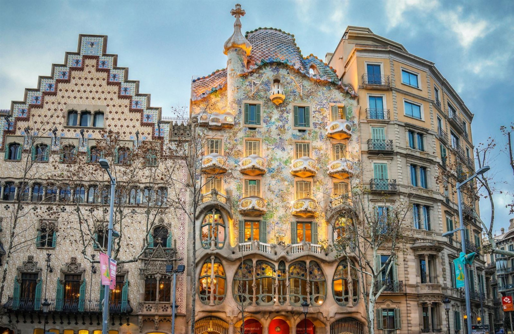 casa-batllo-gaudi_9709_xl.jpg casa-batllo-gaudi_9709_xl.jpg