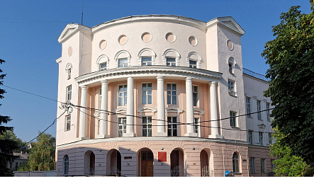 Хæлардзийнади хæдзарæ. Дом дружбы. Скъодтати Эльбрус.